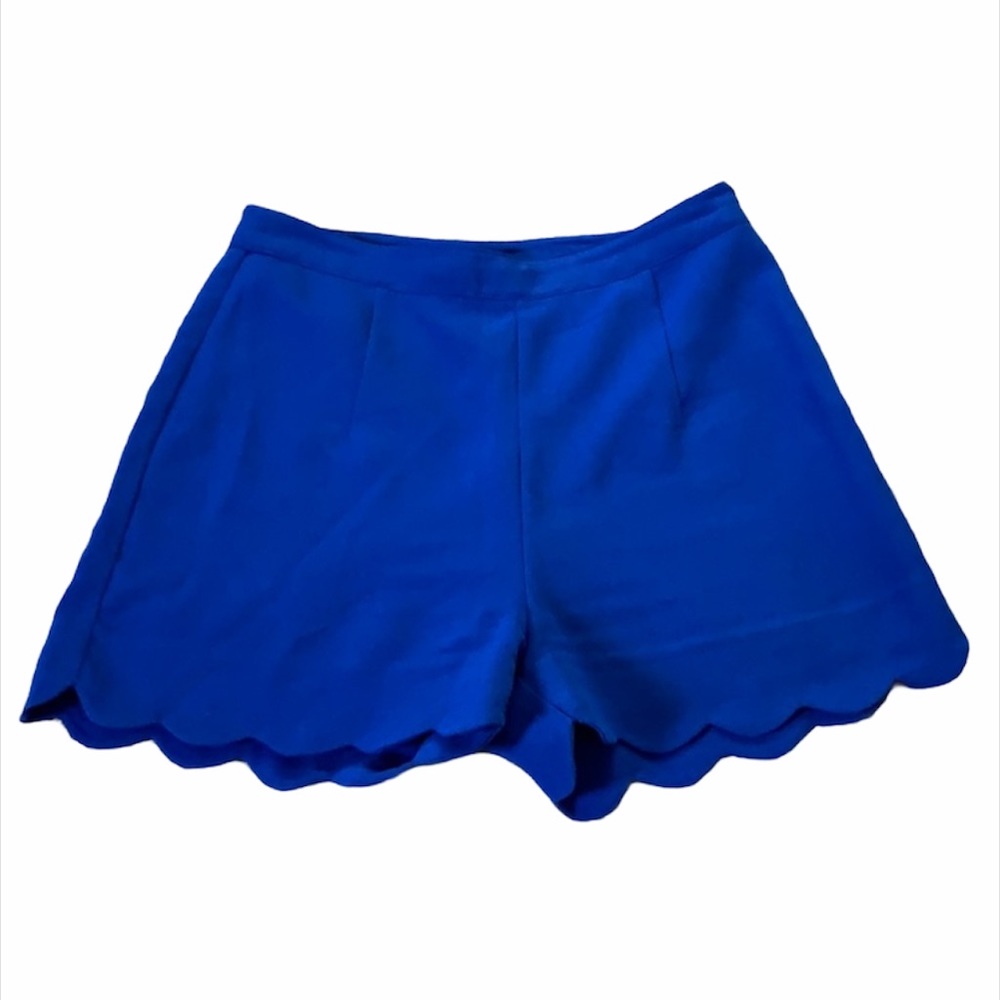 🎉HP🎉EUC Double Zero SIZE Small Trendy Scalloped Blue Shorts
